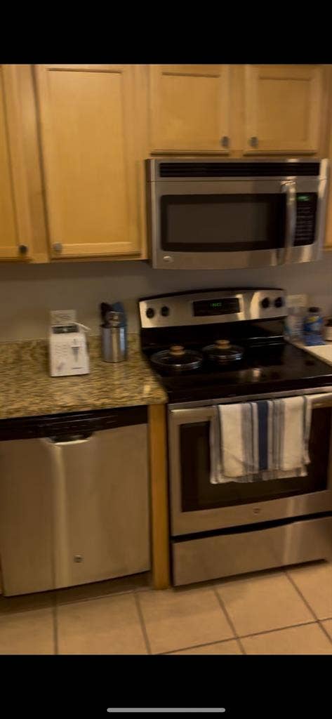 Furnished 1BR sublet