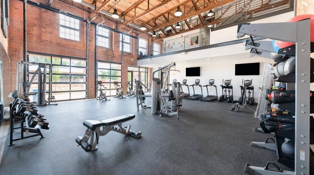 Lease Takeover – at Woodside Lofts