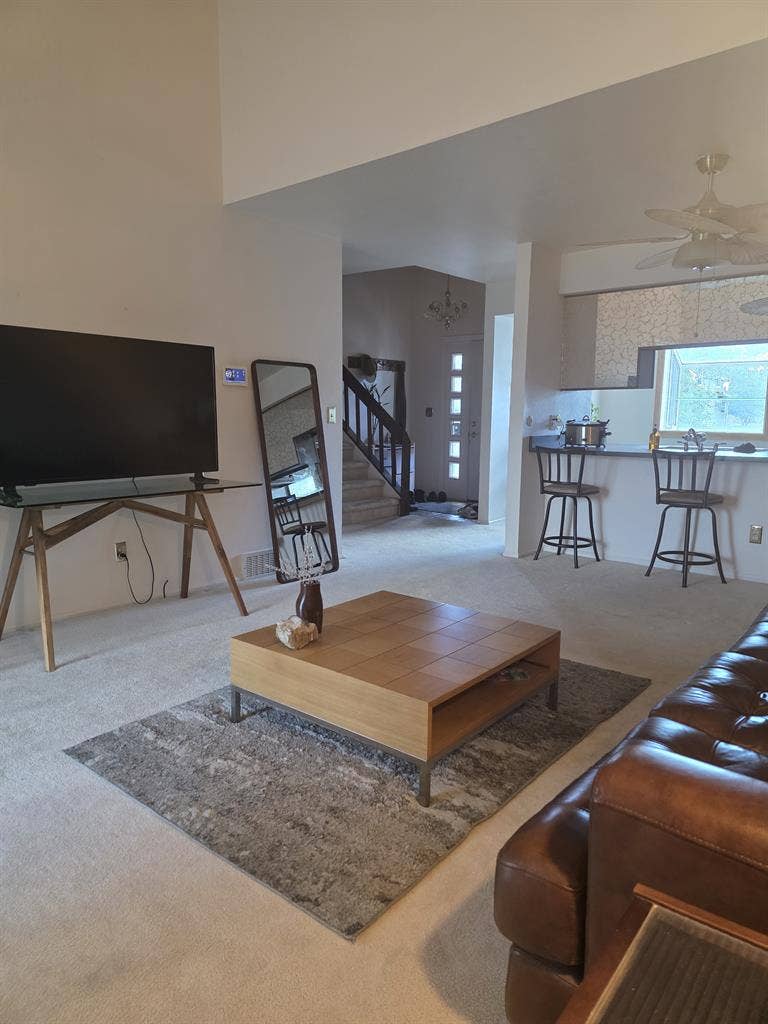 Very large room with walk in closet