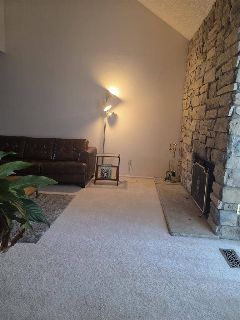 Very large room with walk in closet
