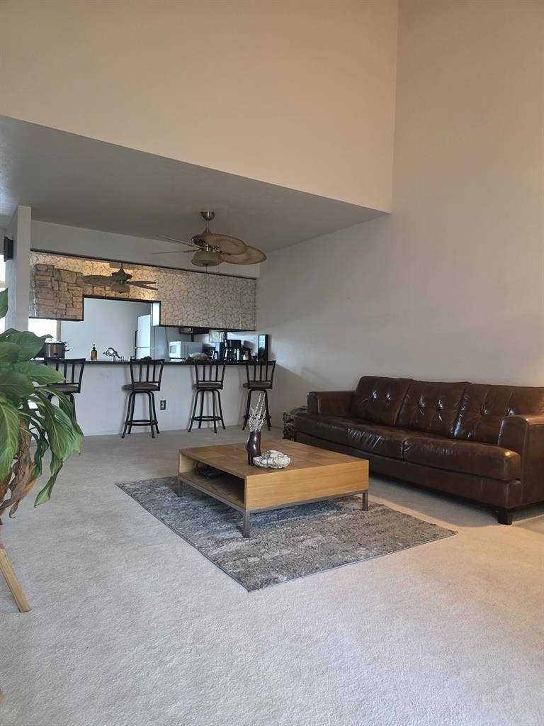 Very large room with walk in closet