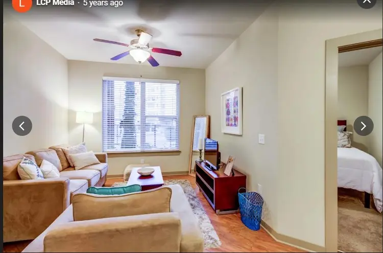 100 DOLLARS OFF of 1st month's rent