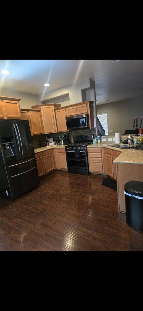 Room for rent in large home
