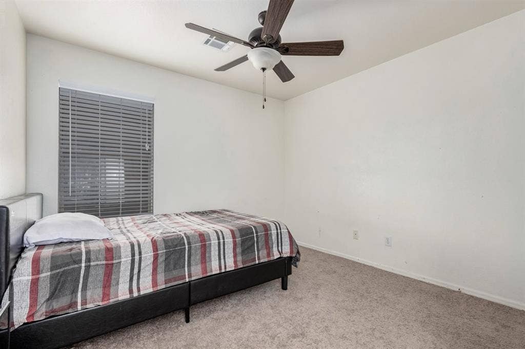 Room for rent