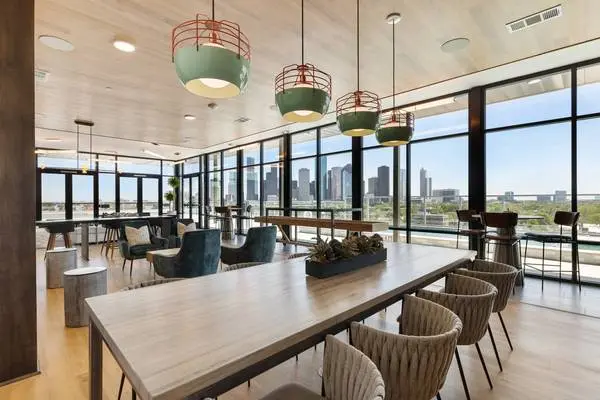 Lease takeover - 1bd/1bth Heights