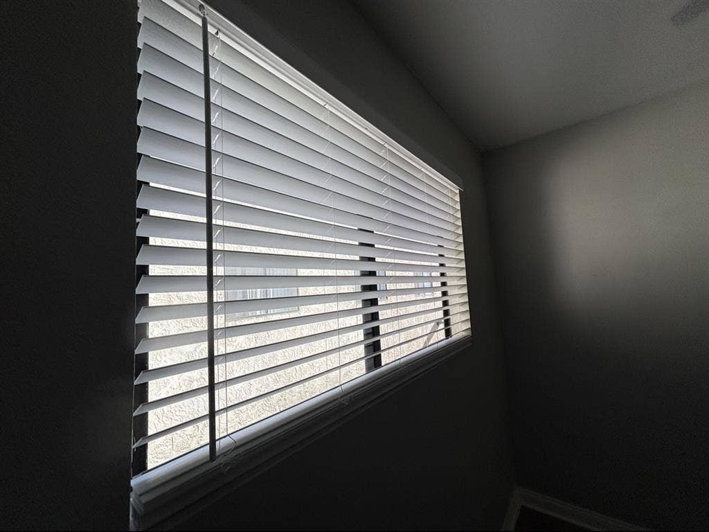 $1300+G&E Room 4 Rent in Hillcrest