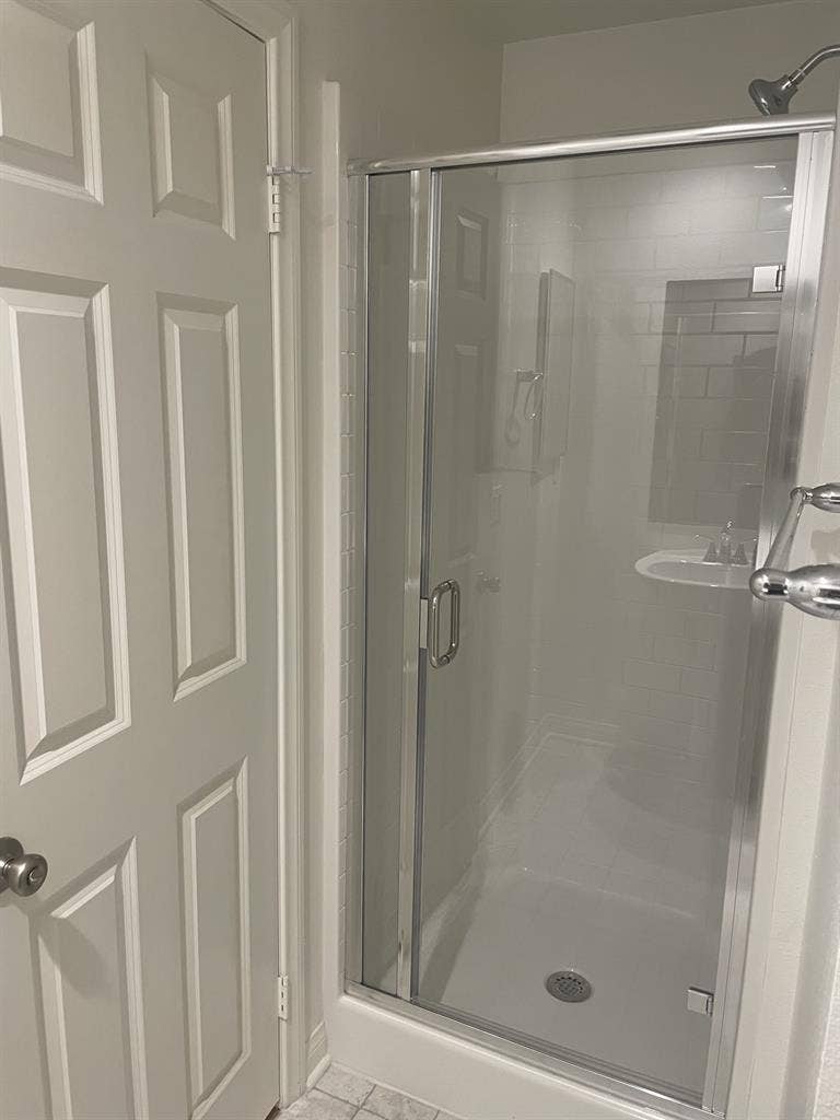 Private room and bath- 1st floor