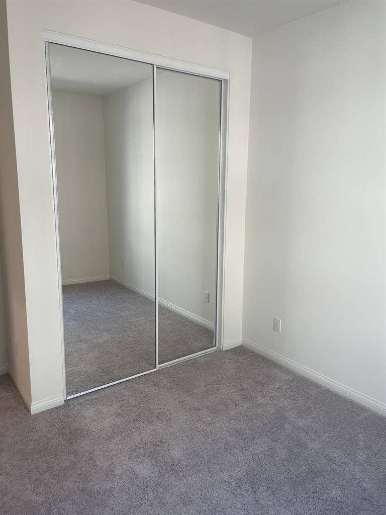 Private room and bath- 1st floor
