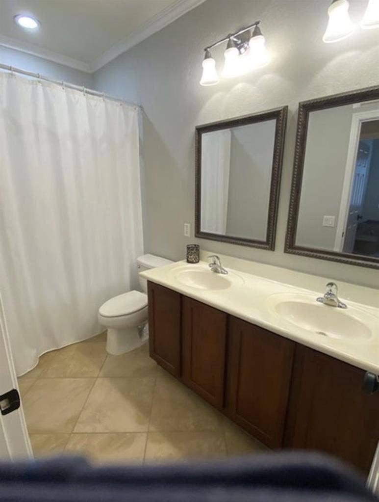 Christian Roommate Needed