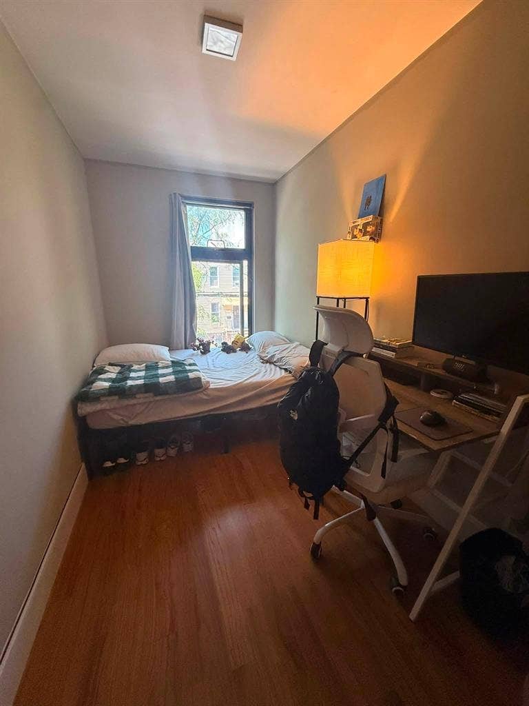Room Available Bushwick August 1st