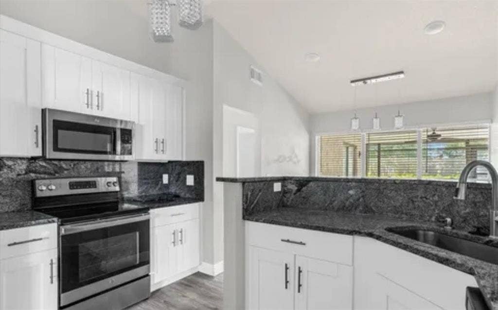 Room for immediate move in!