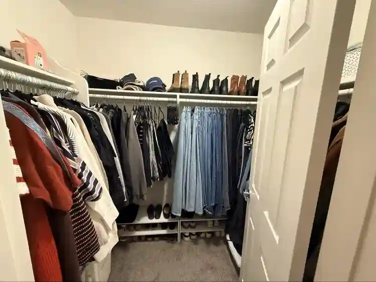Roommate Wanted: Sign New Lease