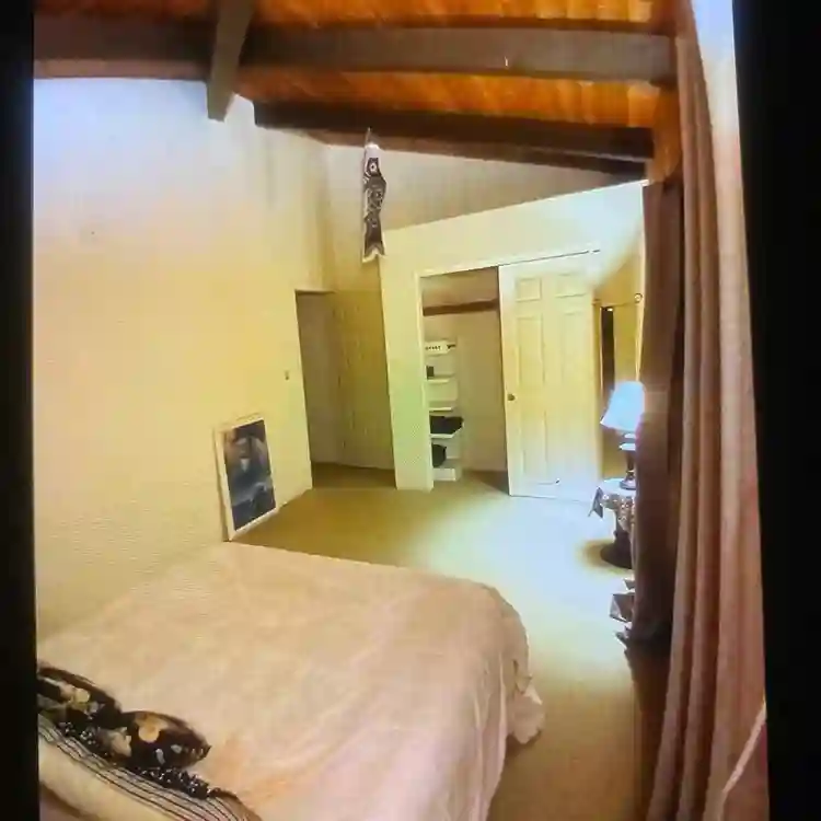 North Shore room 4 rent by Beach