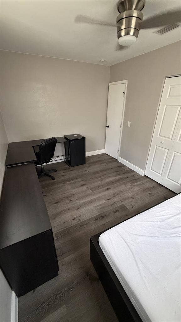 Fully furnished bedroom!
