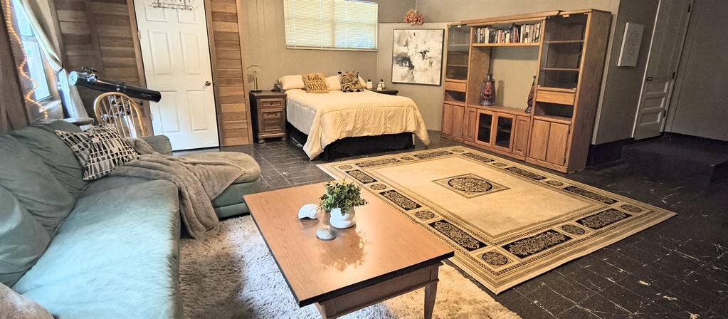 Studio apartment at horse ranch