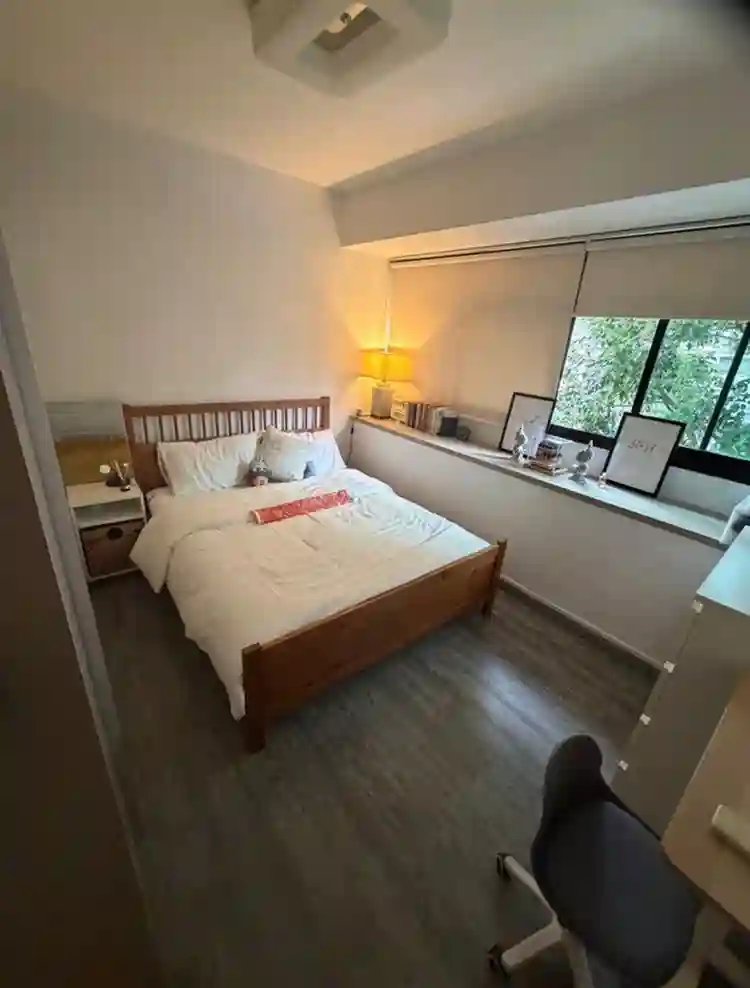 hdb flat common room for rent.