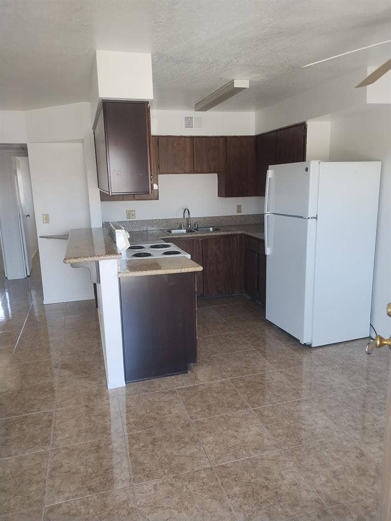 2 br 1 bath