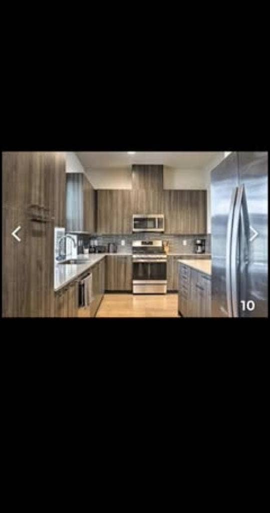 Rooms in Midtown; metro rail