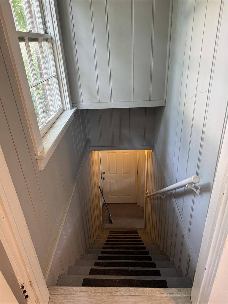 1 Bedroom Available Sept.1