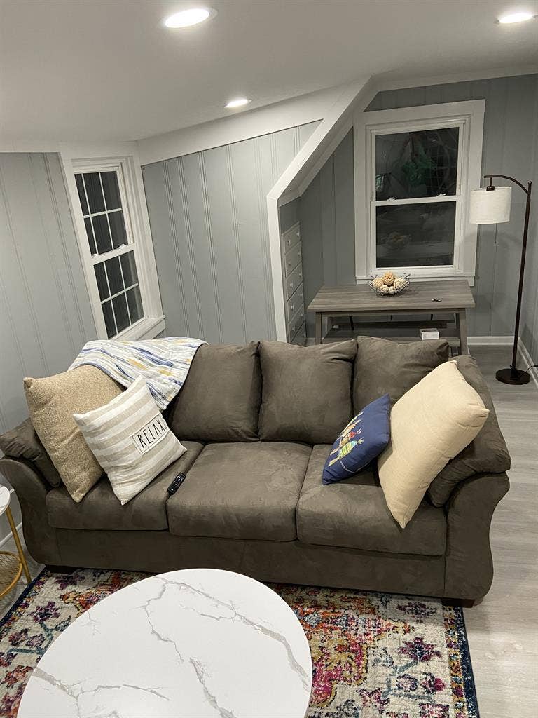 1 Bedroom Available Sept.1