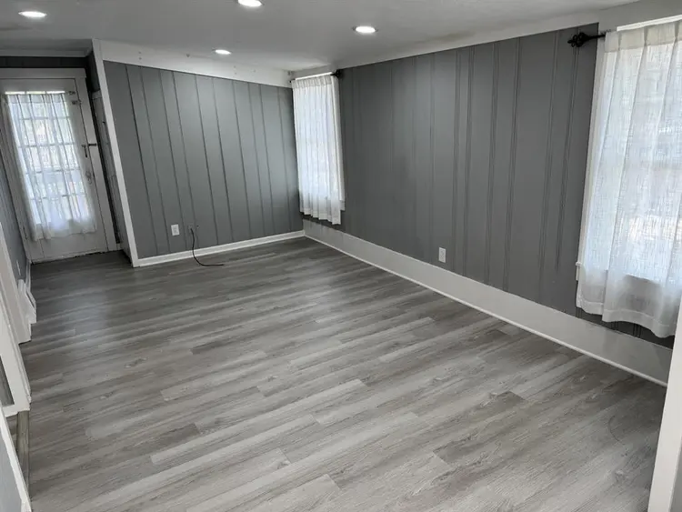 1 Bedroom Available Sept.1