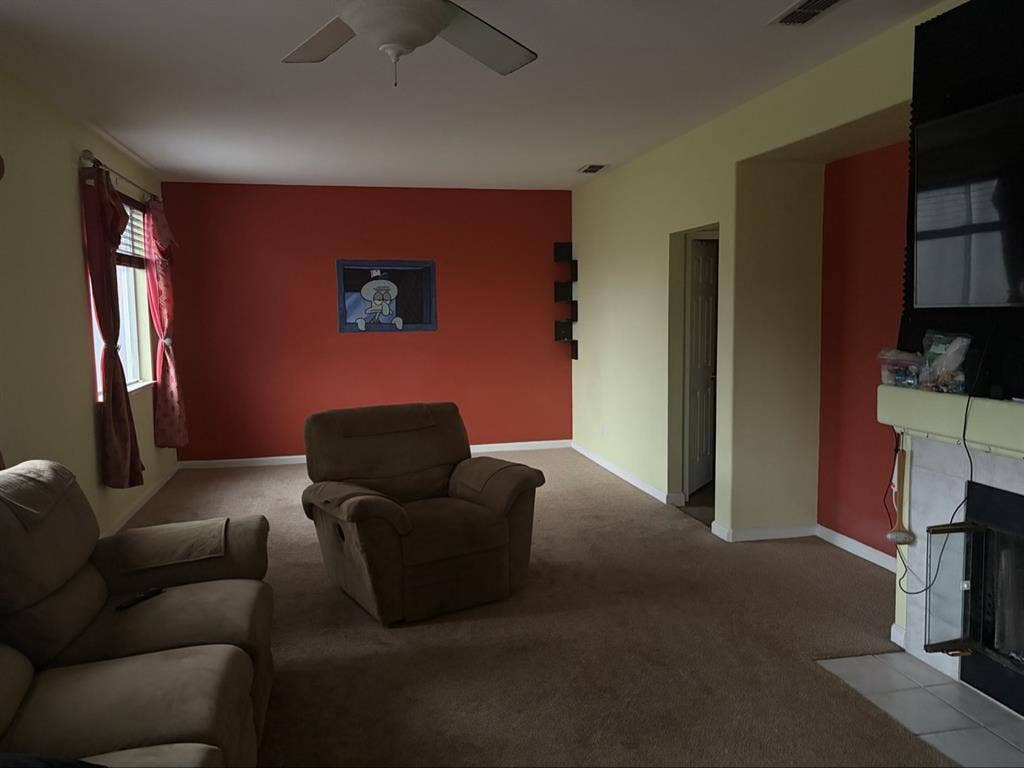 Gold River room for rent (house)