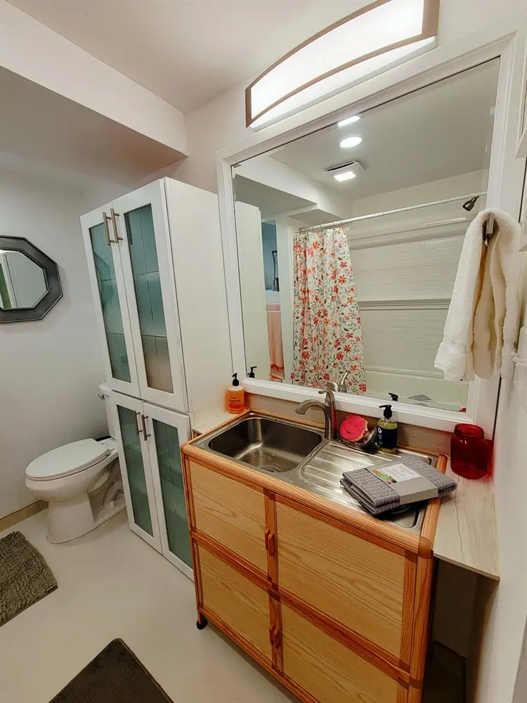ADU- In beautiful home