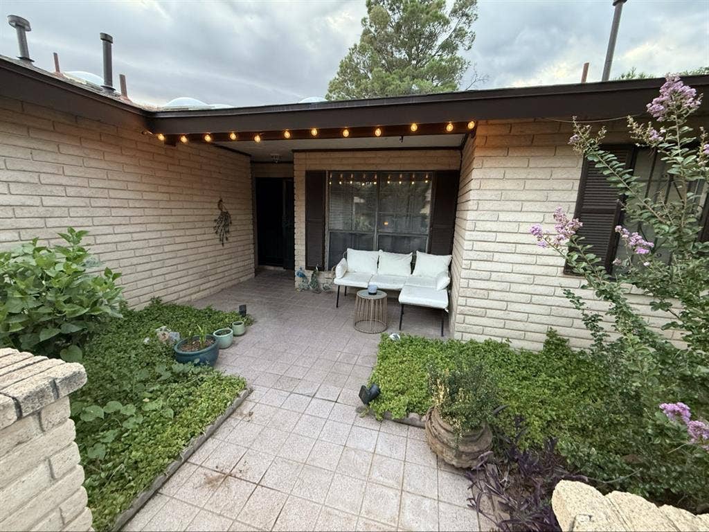 Room for rent in a larger housee