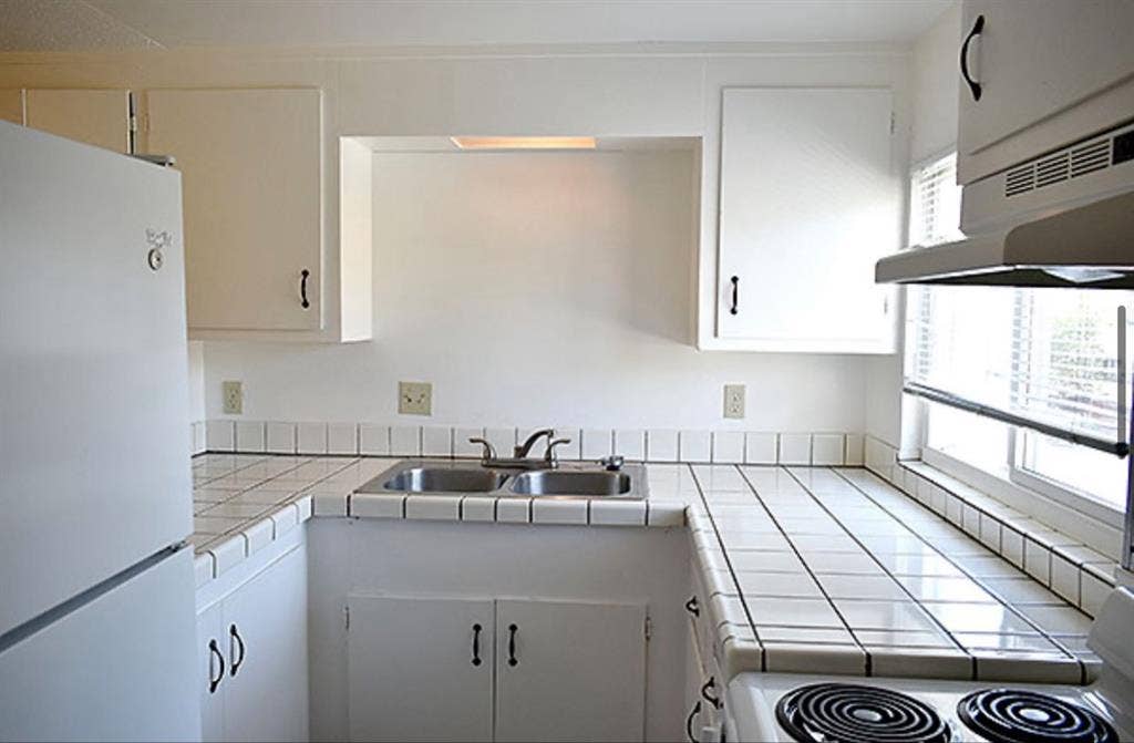 Spacious Private Room for Rent