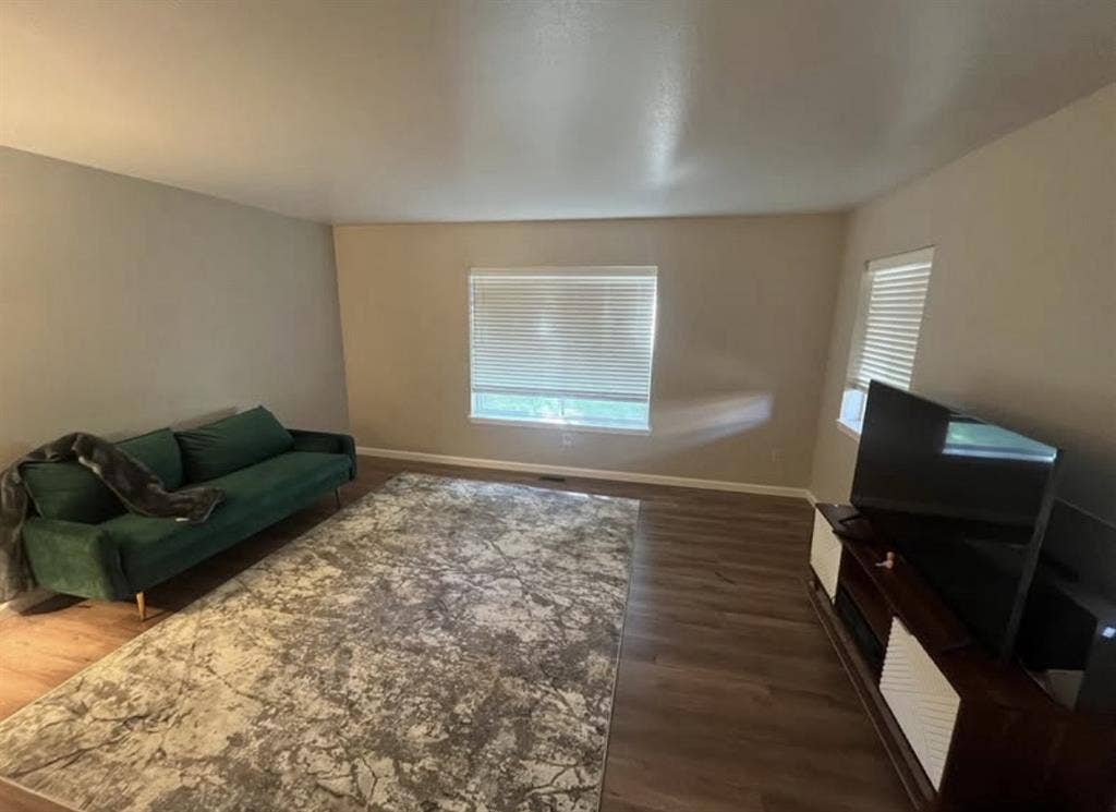 Roommate wanted near Vista/BSU