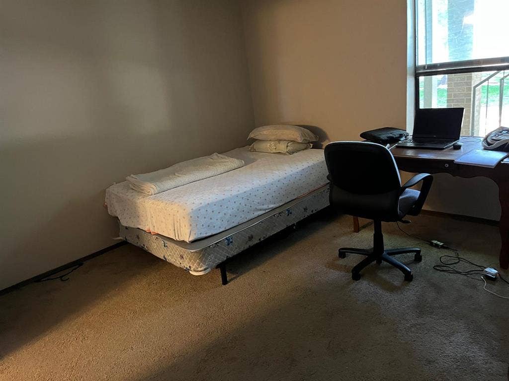 1BHK Apartment Available -Sublease