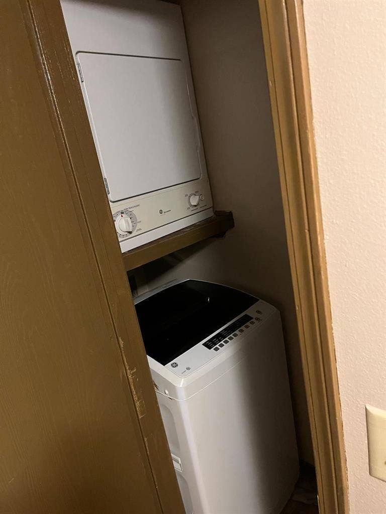 1BHK Apartment Available -Sublease