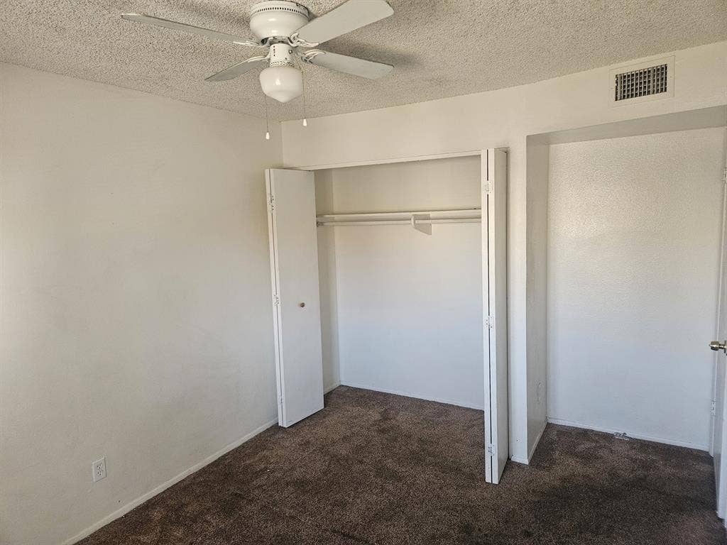 Looking for responsible roommate