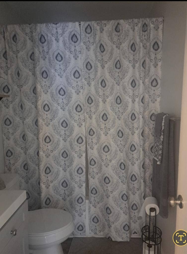 Furnished room for rent