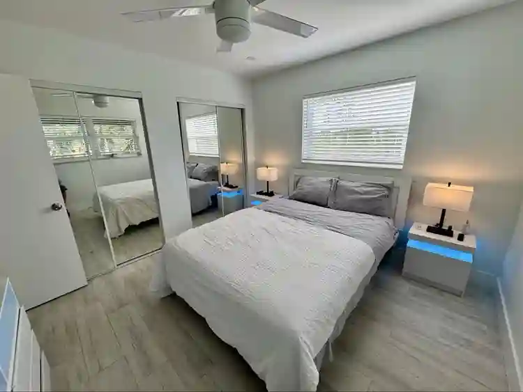 Furnished Room w/ Private Bath