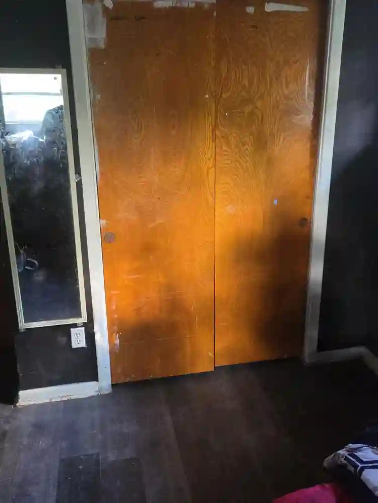 Small room for rent $700 and month