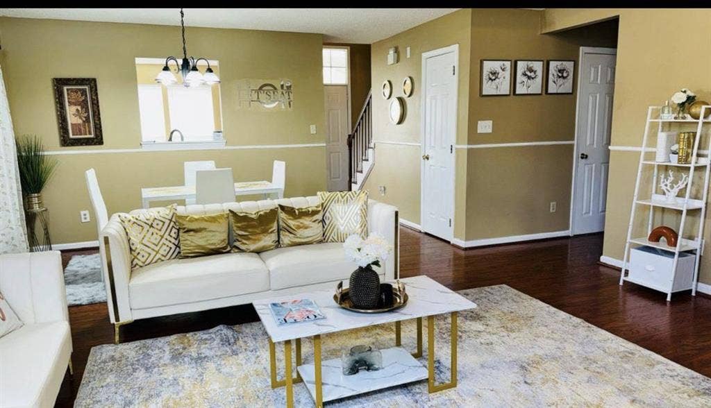 Cozy Shared Home in Quiet Neighbor!