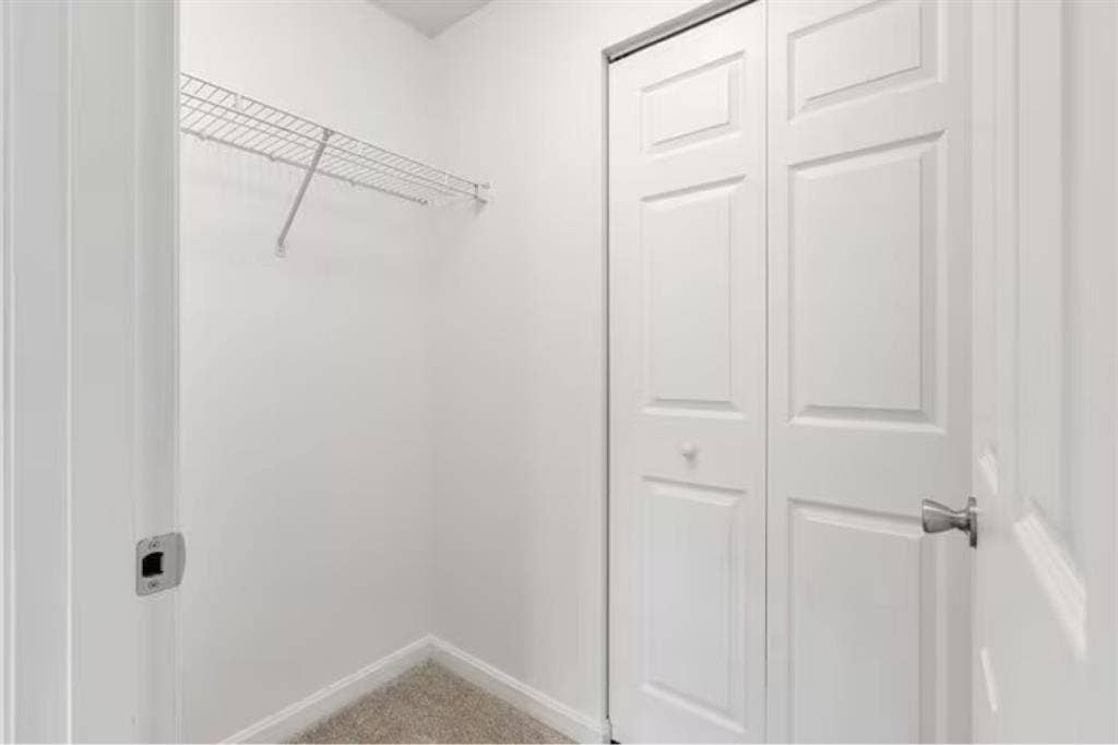 Looking For Roommate - Canonsburgg