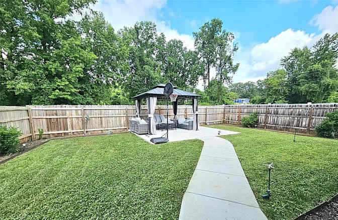 Roommate Wanted