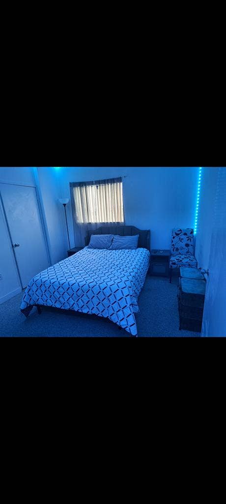 Marlin Park Room for rent