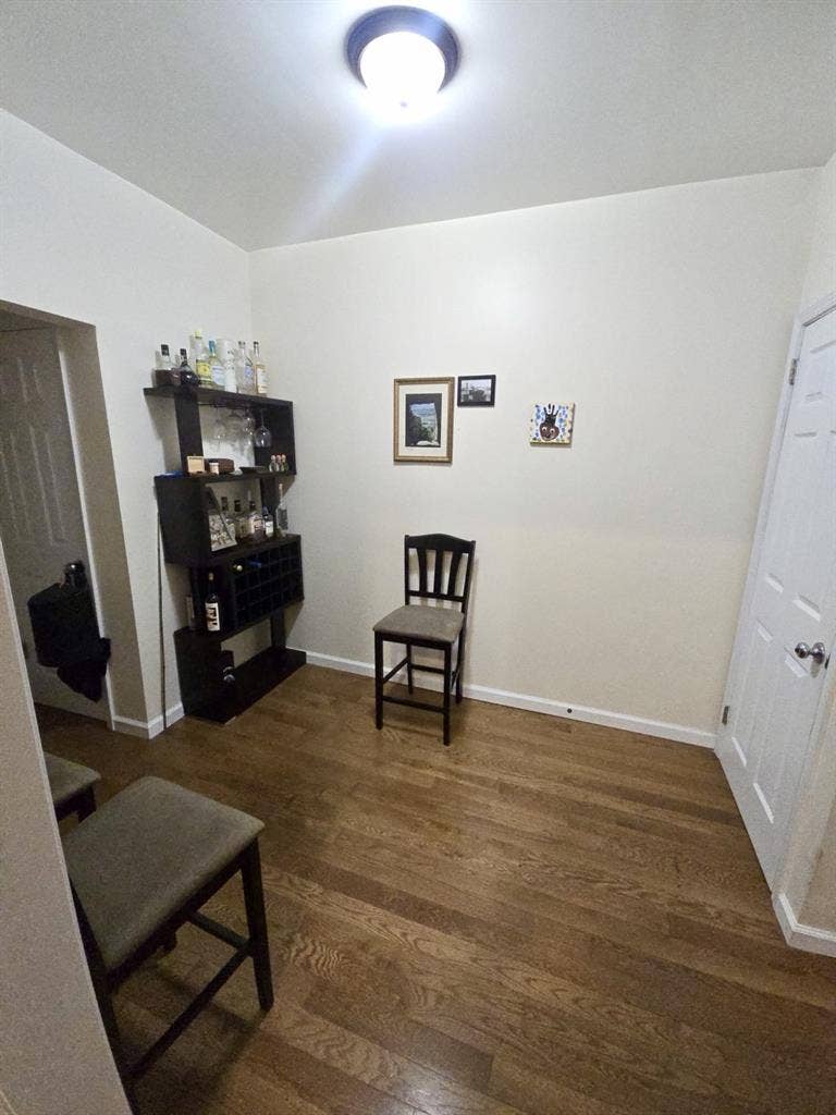 Bensonhurst room for rent