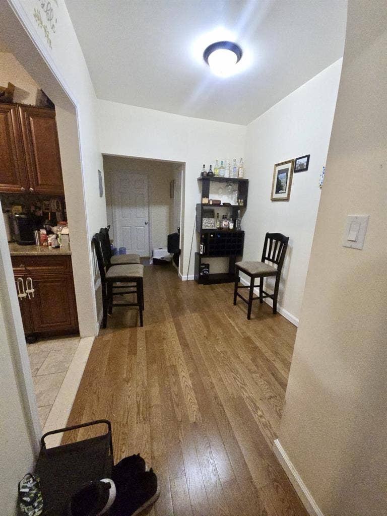 Bensonhurst room for rent