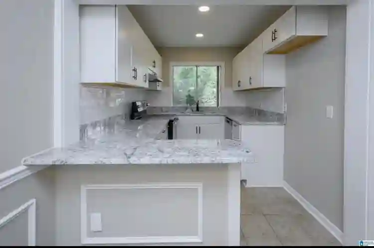 Condo room in Hoover