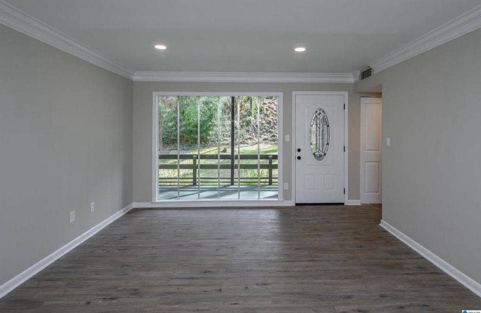 Condo room in Hoover