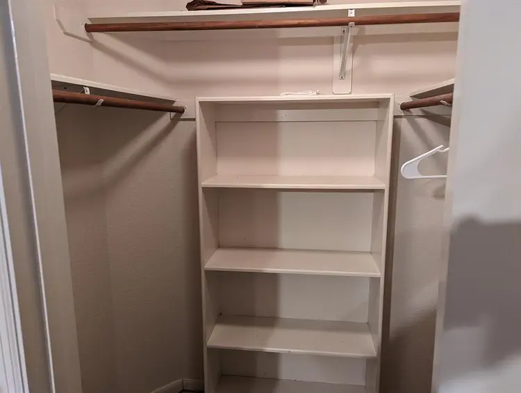 Private room for rent