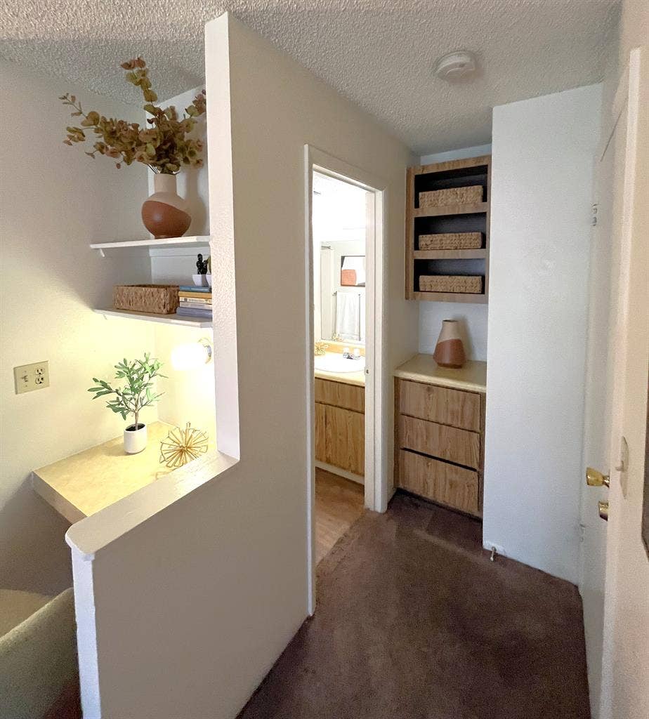 Centrally Located Room 4 Rent $835