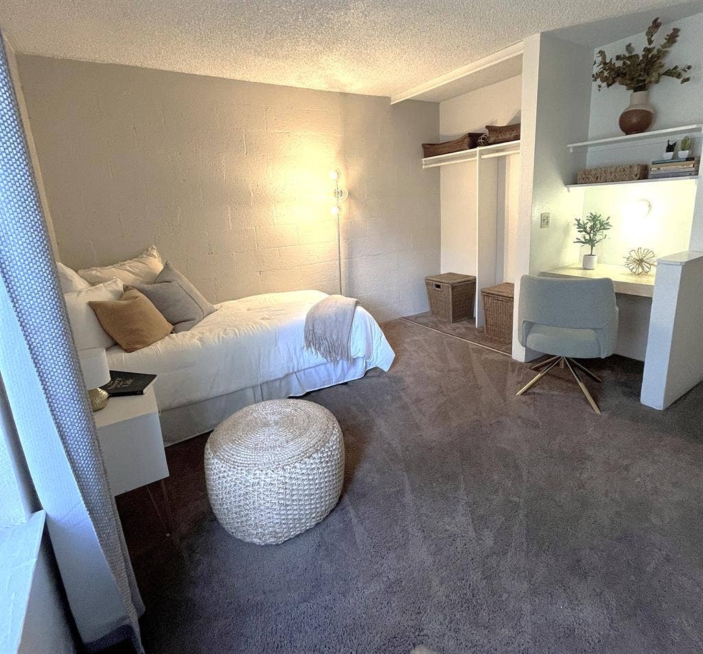 Centrally Located Room 4 Rent $835