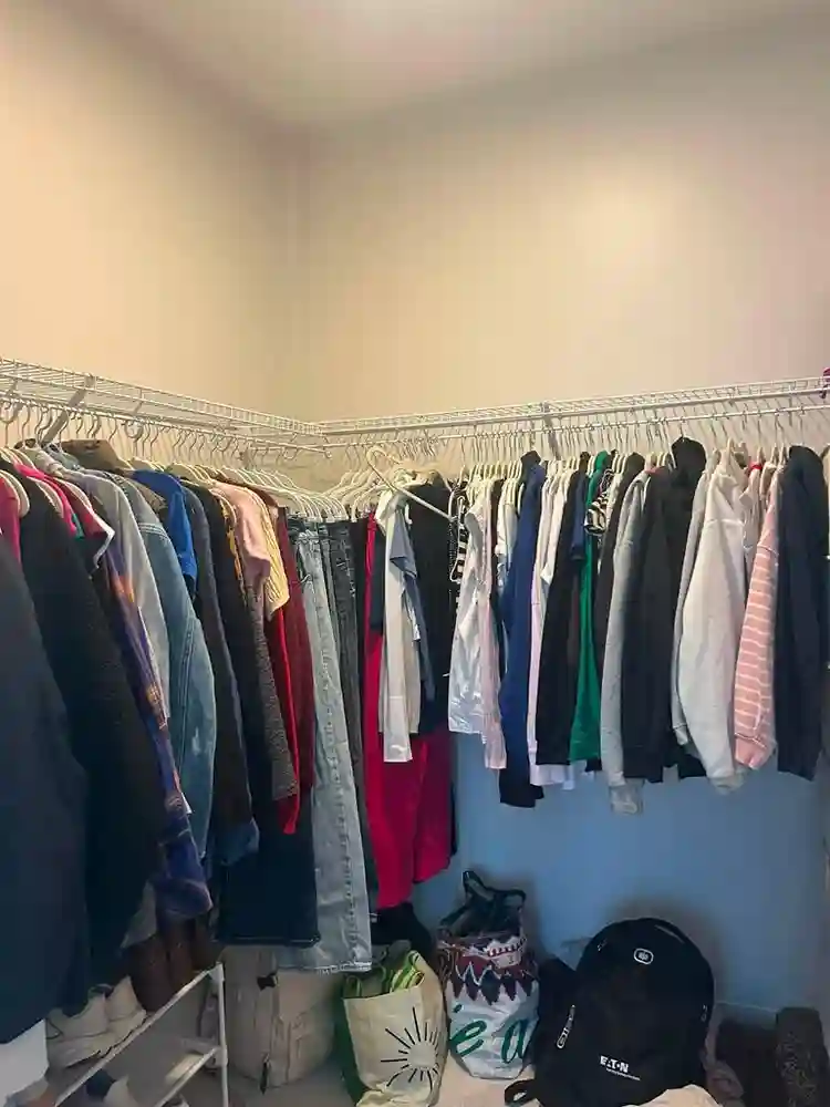 Sublease Apartment - Female Tenant