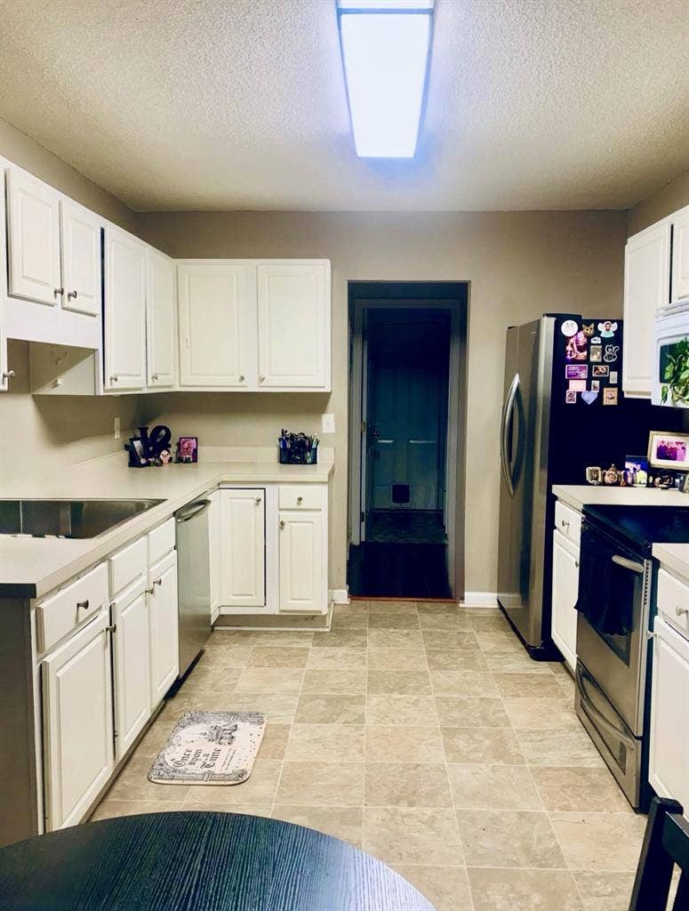 Private room and bathroom for rent