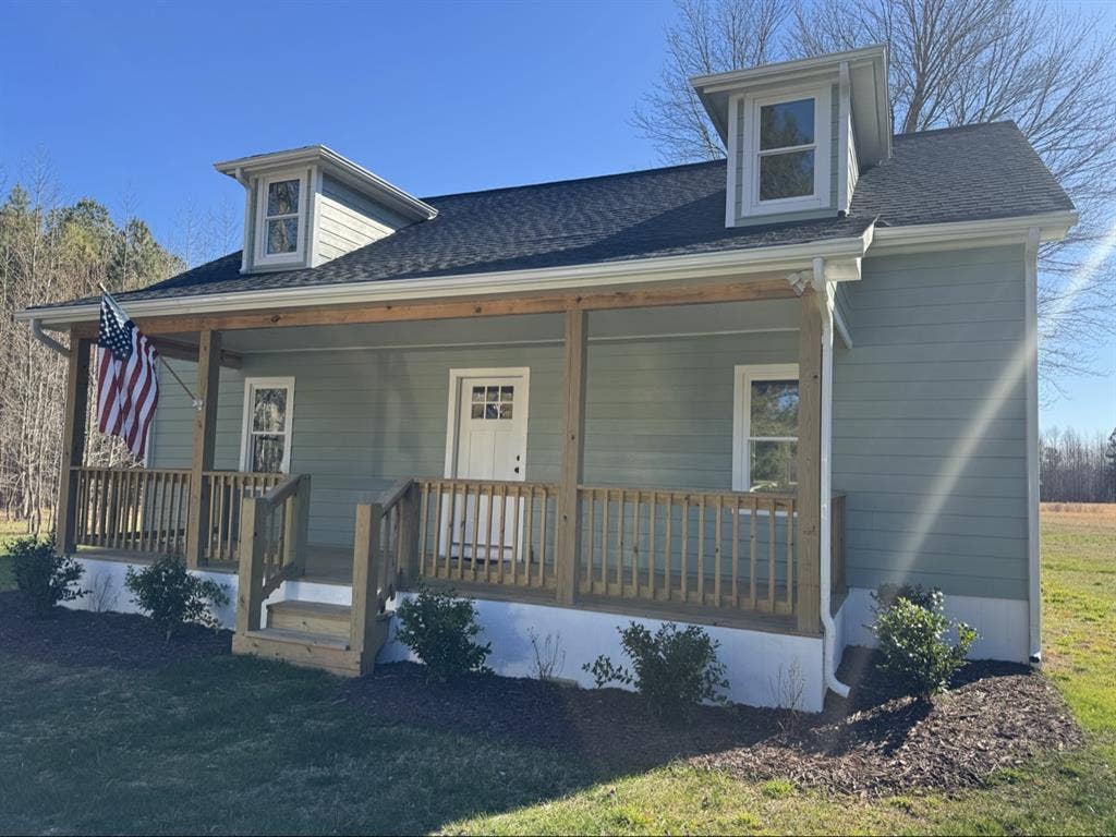 Room for rent - Alberta, VA